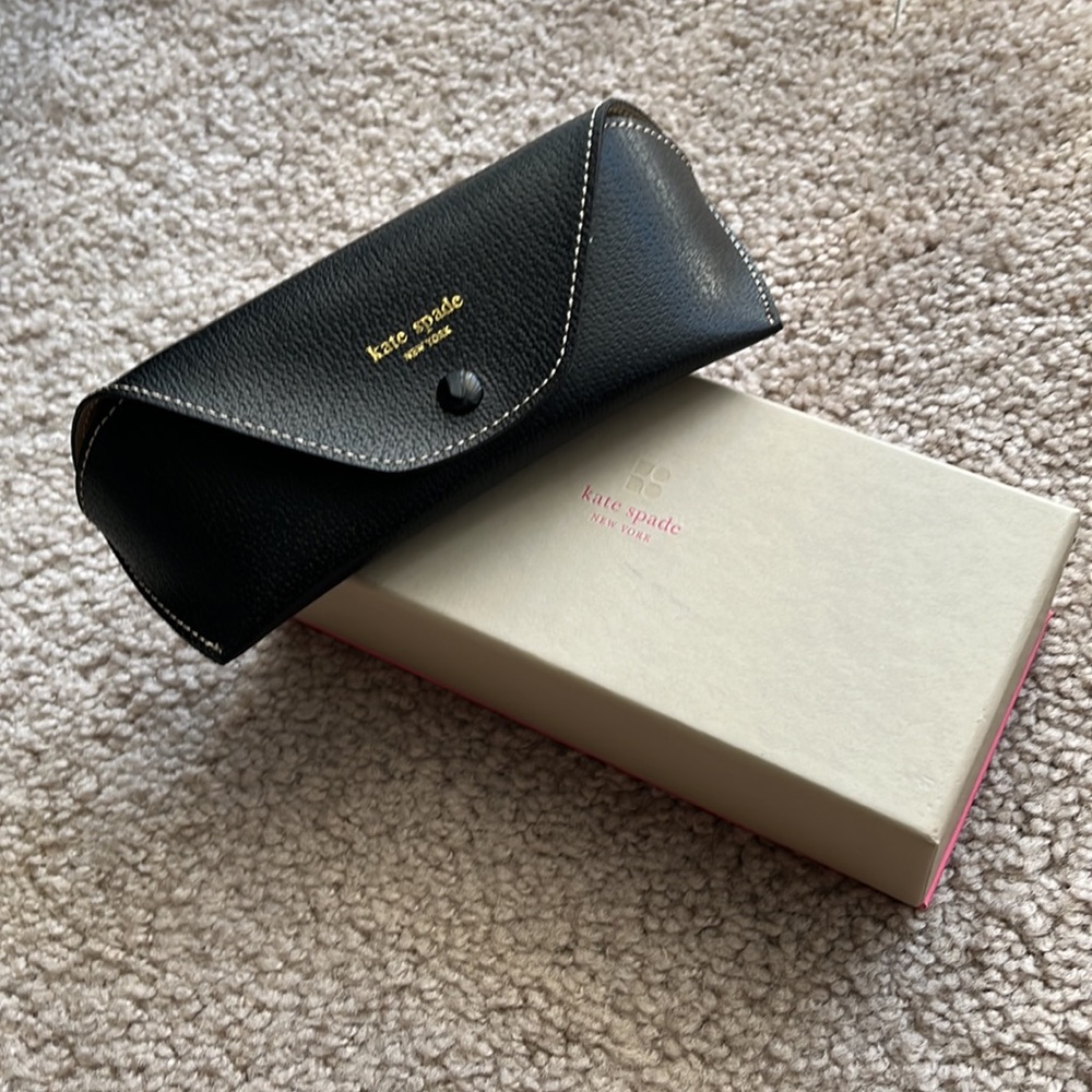 NIB KATE SPADE SOFT BKACK EYEGLASS CASE